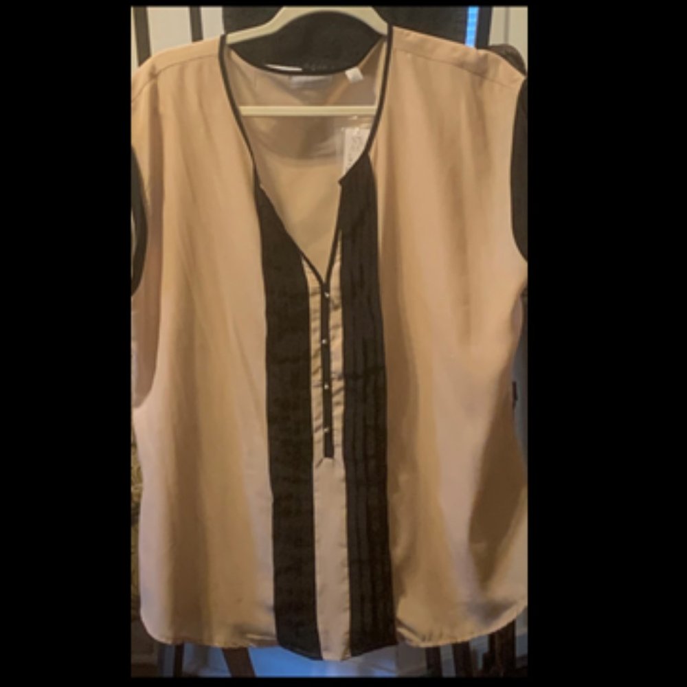 NY & Co -  Sleeveless Blouse, Taupe with Black Trim & Gold Buttons  XL  NWT